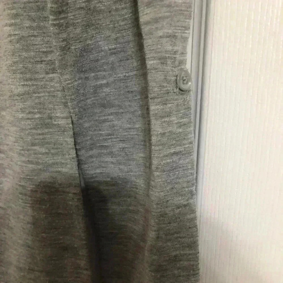 Roxy Shirt Grey Size Small Long  Sleeved - Picture 9 of 10